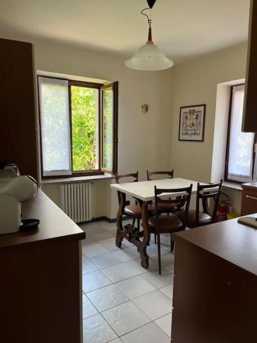 Gabbinoholidayhome Appartamento In Suggestiva Corte Como Exterior photo
