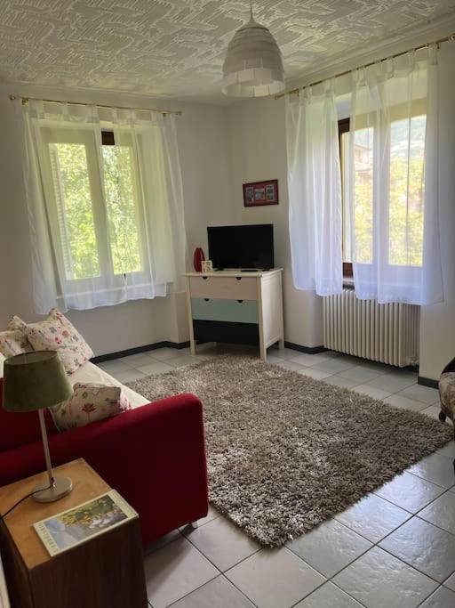Gabbinoholidayhome Appartamento In Suggestiva Corte Como Exterior photo