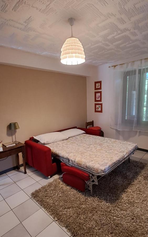 Gabbinoholidayhome Appartamento In Suggestiva Corte Como Exterior photo